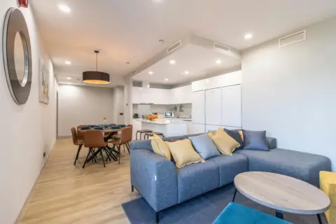 Habitación en La Buhaira-San Bernardo