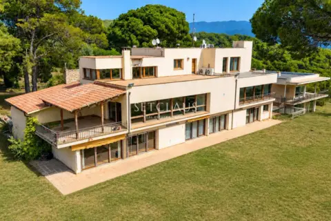 Chalet en El Pinar i El Portus