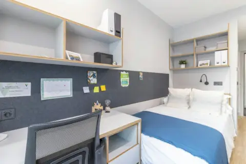 Habitación en La Buhaira-San Bernardo