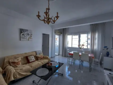 Piso en calle >P.º de los Tilos, nº >