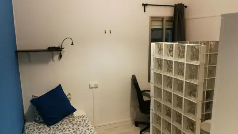 Habitación en El Camp de l'Arpa del Clot