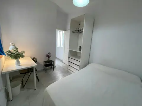 Habitación en Feria-Alameda