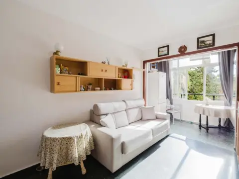 Estudio en calle >Av. Marysol, nº >