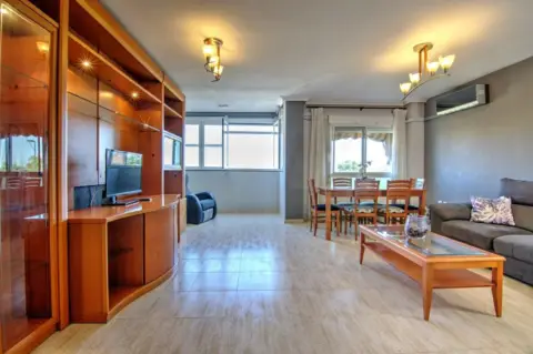 Piso en calle Novelda, nº >