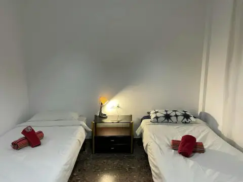 Habitación en El Camp d'en Grassot-Gràcia Nova