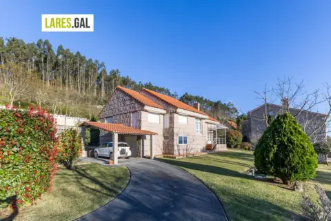 Chalet en calle Serra Poñente