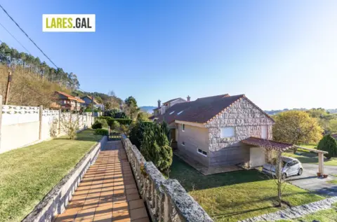 Chalet en calle Serra Poñente