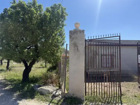 Casa en calle >Diseminado Barinas, nº >