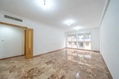 Piso en calle >C. Monseñor Espinosa, nº >