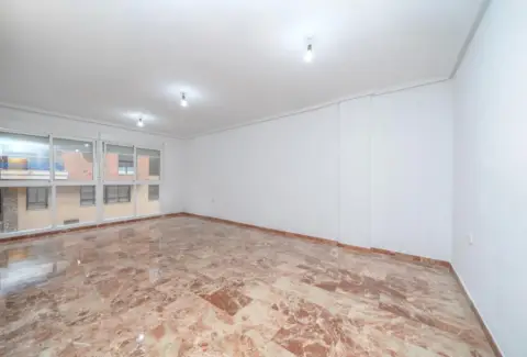 Piso en calle >C. Monseñor Espinosa, nº >