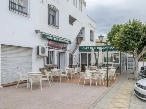 Local comercial en calle Crta de Garrucha, nº 1