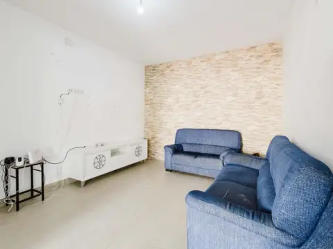 Casa adosada en calle >Bº Rosales, nº >