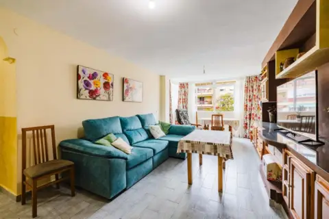 Piso en calle >C. Verdiales, nº >