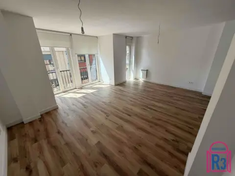 Piso en calle de Sampiro