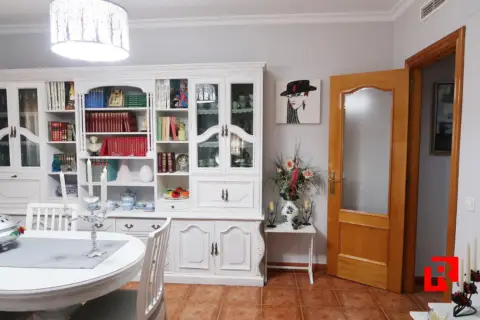 Casa en L'Alcúdia de Crespins