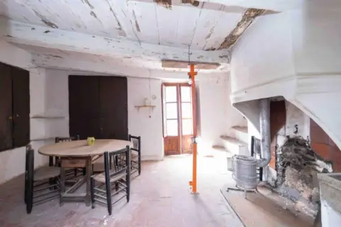 Casa unifamiliar en calle >C. Las Parras, nº >