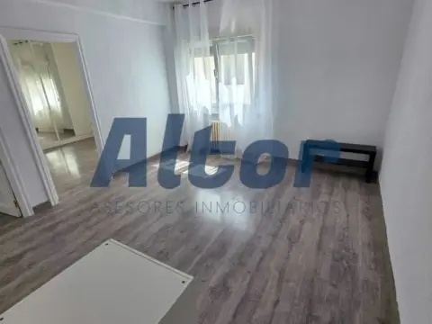 Piso en Ciudad Lineal