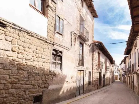 Casa unifamiliar en calle C. Las Parras, nº 1