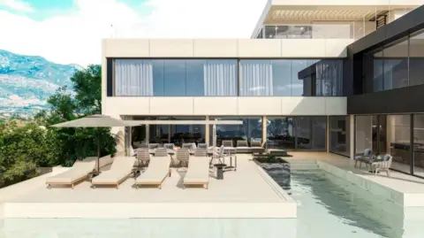 Casa unifamiliar en calle >Av. de Benalmádena, nº >