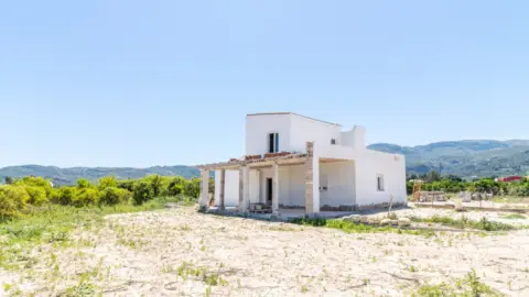 Finca rústica en Pego