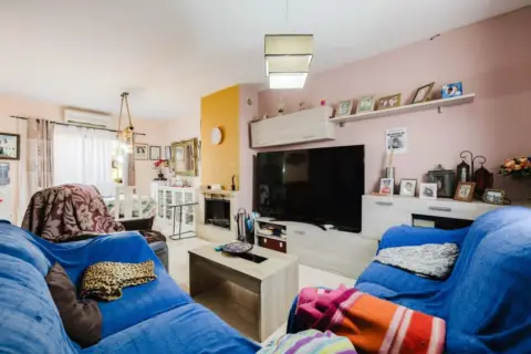 Casa adosada en calle >C. Felipe Campuzano, nº >