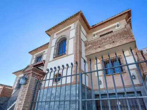 Casa unifamiliar en El Maulí-Fuentemora-Altos de Santa Ana