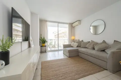 Piso en calle >Av. 8 Dagost, nº >