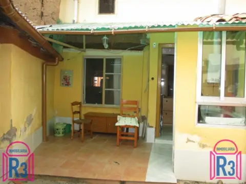 Casa en Santovenia de La Valdoncina