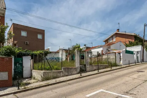 Terreno en calle >C. de Pegaso, nº >