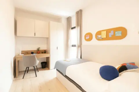 Habitación en Zona Ronda de Triana-Cartuja