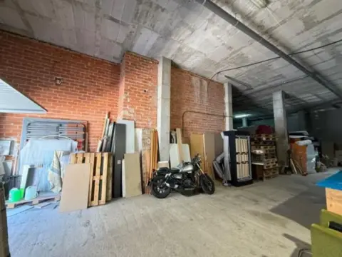Local comercial en Casco Urbano