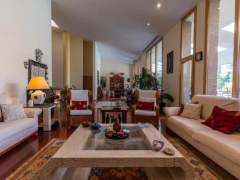 Casa unifamiliar en calle >P.º del Río, nº >