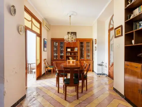 Casa unifamiliar en calle >Pl. País Valencia, nº >