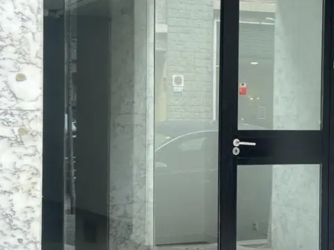Local comercial en Carrer de Descartes, nº >