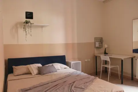 Habitación en El Camp de l'Arpa del Clot