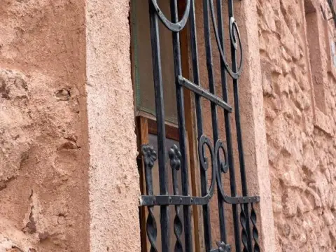 Casa unifamiliar en calle >Plaça de Lhostal, nº >