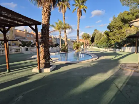 Casa adosada en Carrer Ametler, nº >