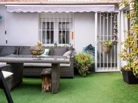 Casa unifamiliar en calle >C. del Faisan, nº >