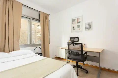 Habitación en El Camp d'en Grassot-Gràcia Nova