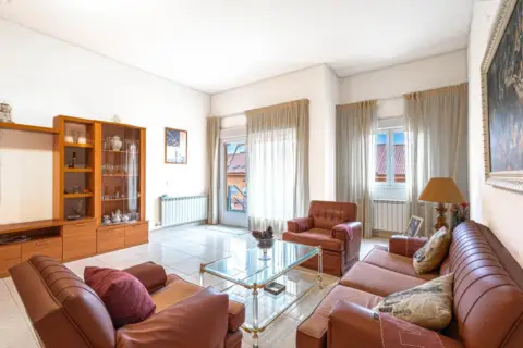 Casa adosada en calle >C. Calabazón, nº >