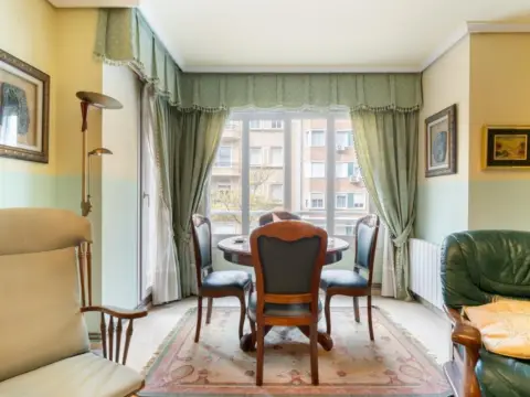 Piso en calle C- de Jesús, nº 61