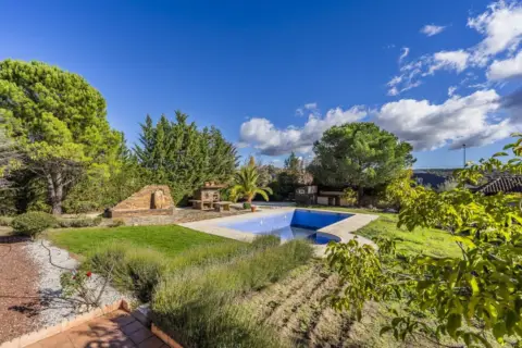 Casa unifamiliar en calle Principal, nº >