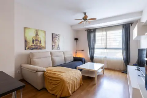 Piso en Carrer del Turia, nº >