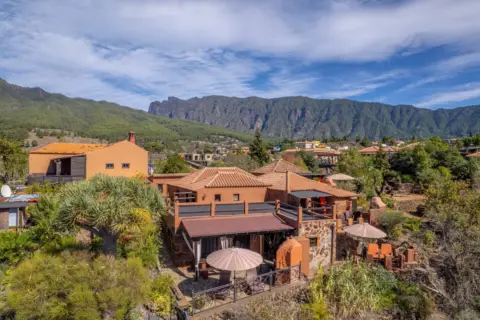 Casa en calle de la Rosa