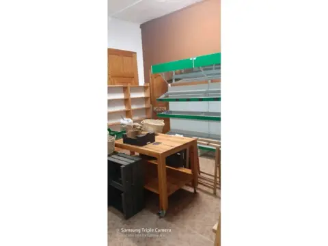 Local comercial en Pedreguer