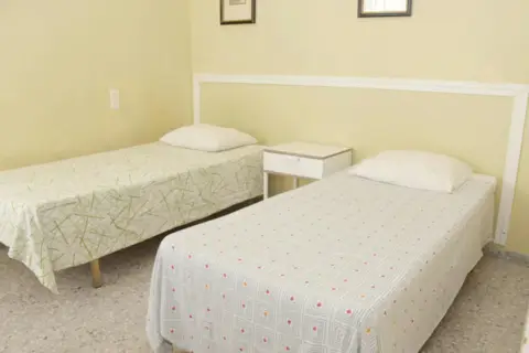 Habitación en La Buhaira-San Bernardo