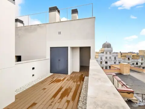 Ático en calle >calle de Sta Engracia, nº >