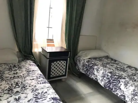 Habitación en Feria-Alameda