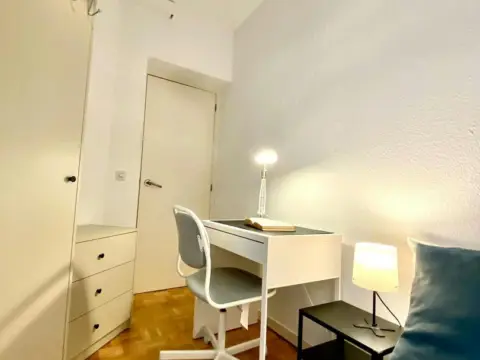 Habitación en Castellana