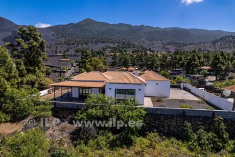 Casa en calle Las Manchas, El Paso — Isla de La Palma, Canarias